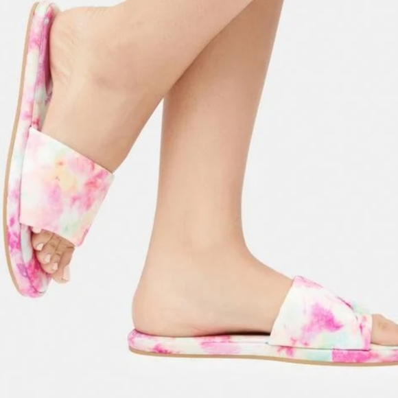 Tie Dye Slides🎀 - Picture 2 of 4